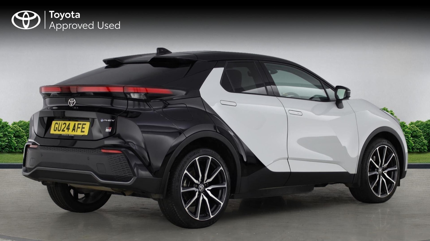 Used Toyota C-HR 2024 for sale - 77710208: Photo 2