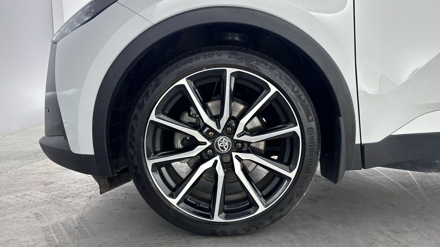 Used Toyota C-HR 2024 for sale - 77710208: Photo 20