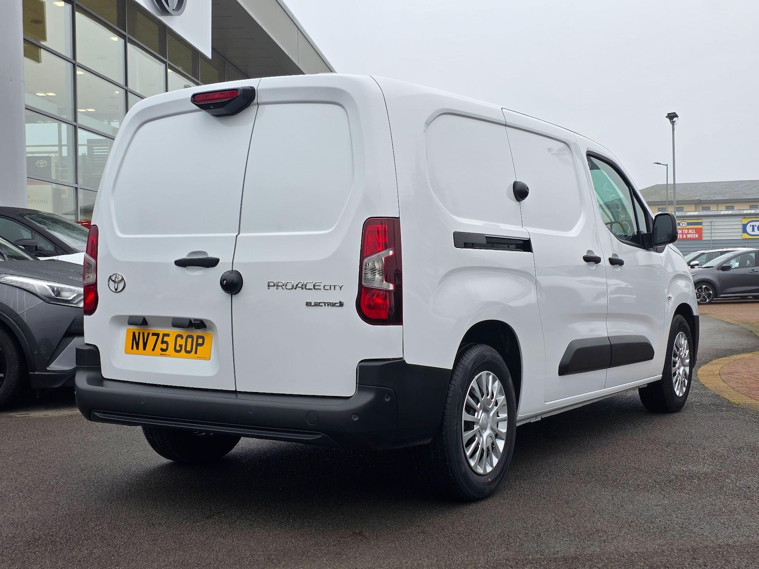 Used Toyota ProAce 2025 for sale - 77015487: Photo 2