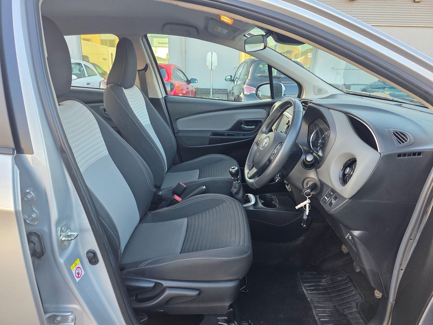 Used Toyota Yaris 2019 for sale - 76887101: Photo 13