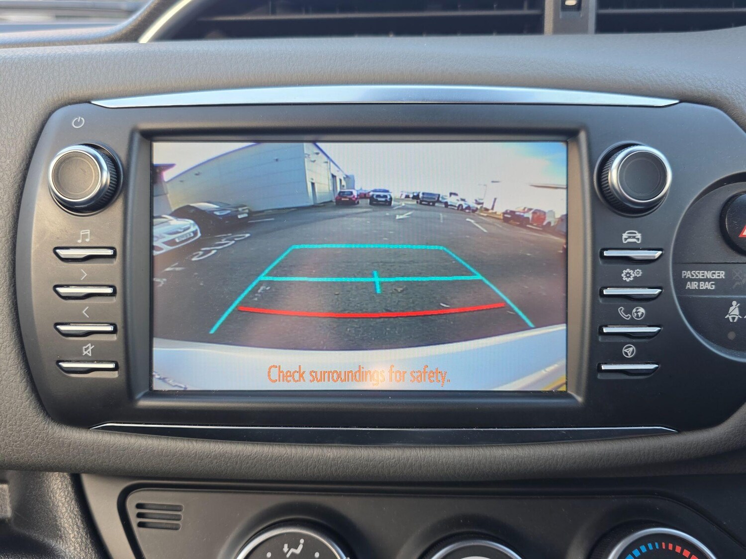 Used Toyota Yaris 2019 for sale - 76887101: Photo 22