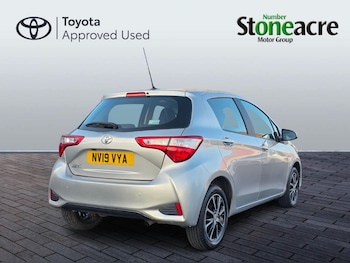 Used Toyota Yaris 2019 for sale - 76887101: Photo