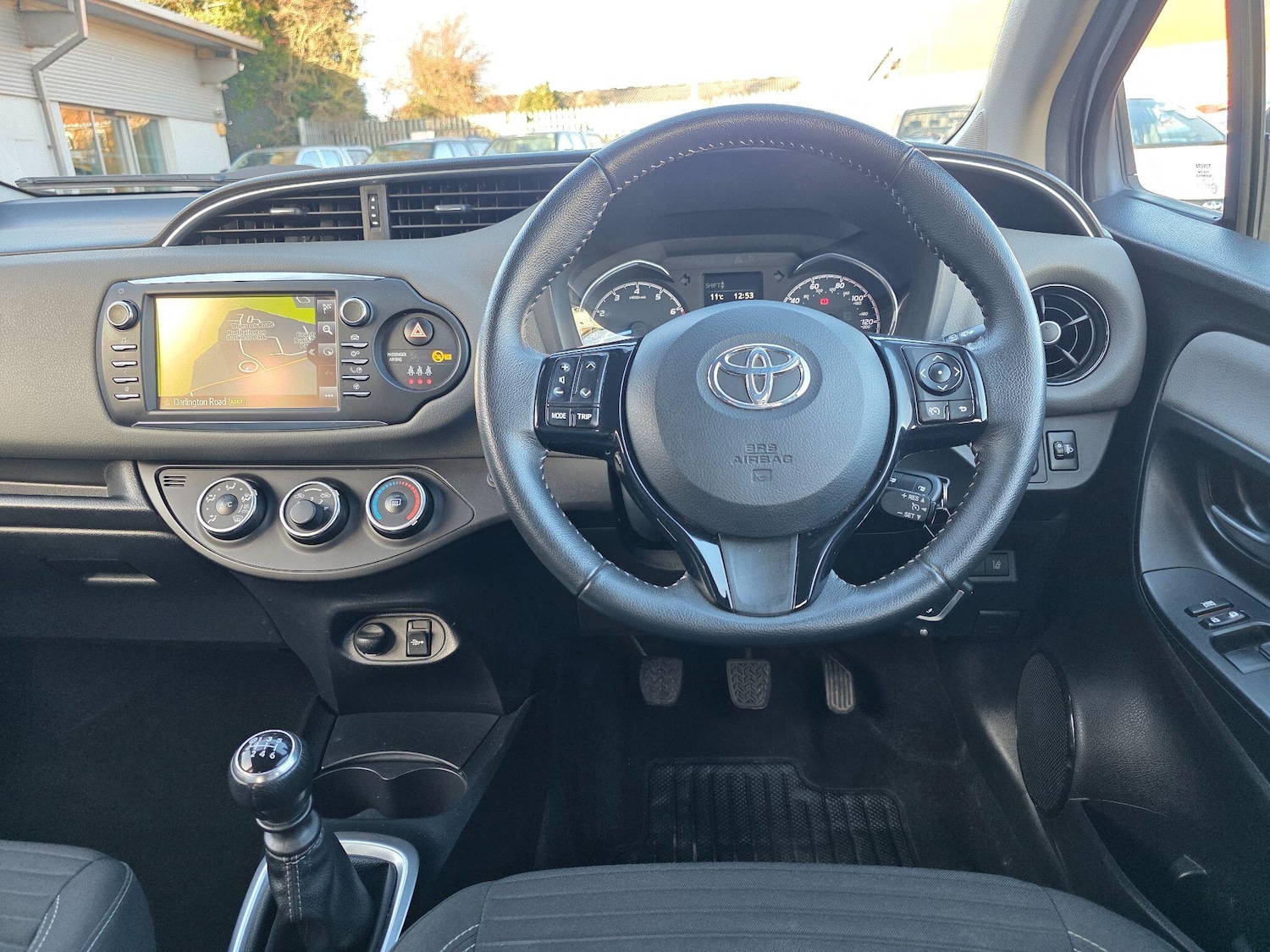 Used Toyota Yaris 2019 for sale - 76887101: Photo 8