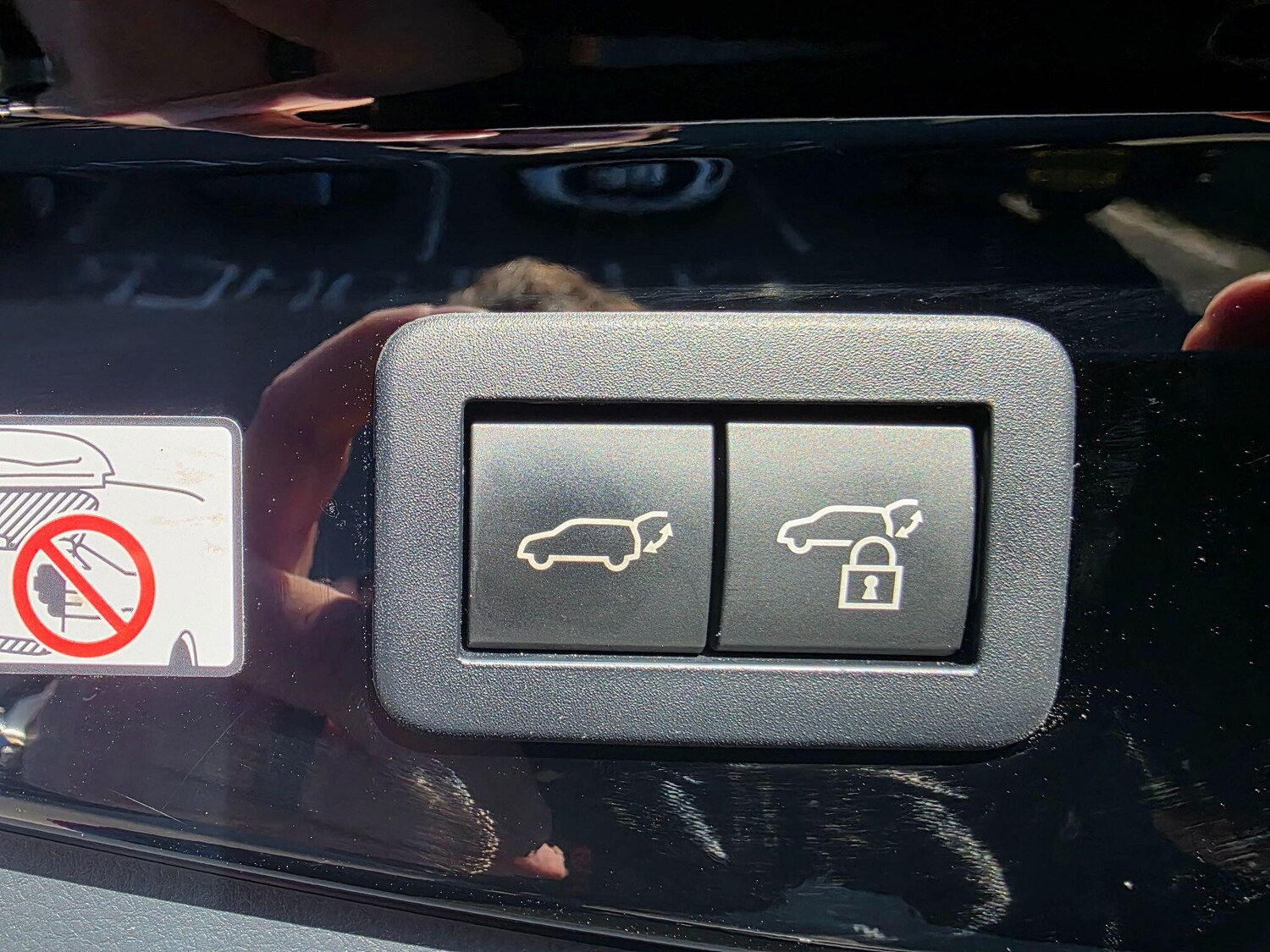 Used Toyota C-HR 2024 for sale - 77978402: Photo 28