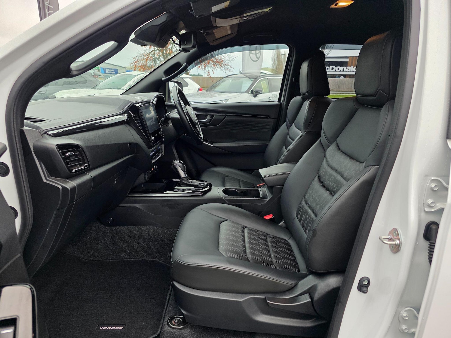 Used Isuzu D-Max 2024 for sale - 77039930: Photo 10