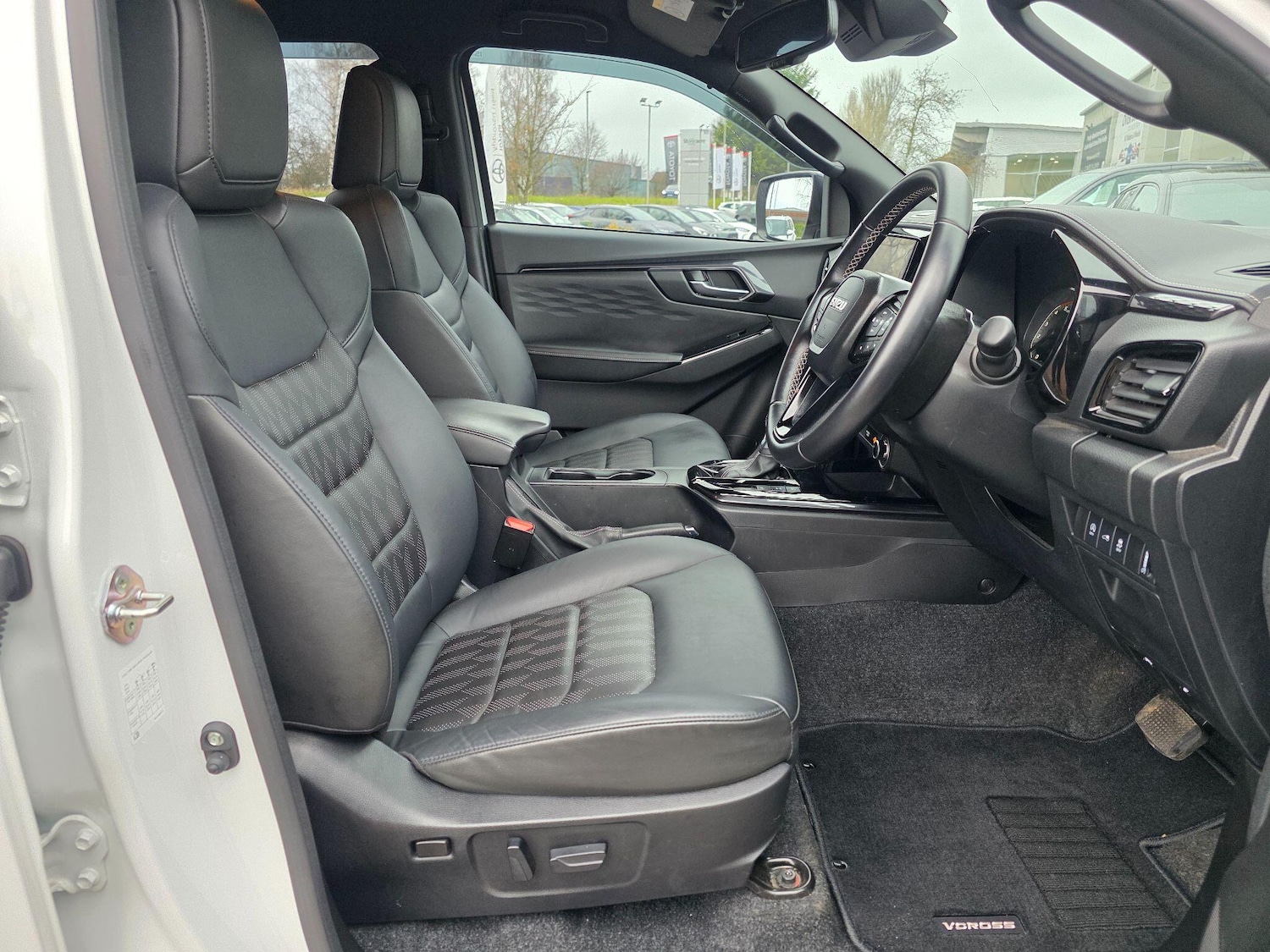 Used Isuzu D-Max 2024 for sale - 77039930: Photo 11