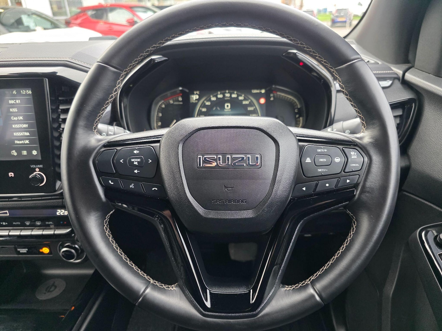 Used Isuzu D-Max 2024 for sale - 77039930: Photo 8