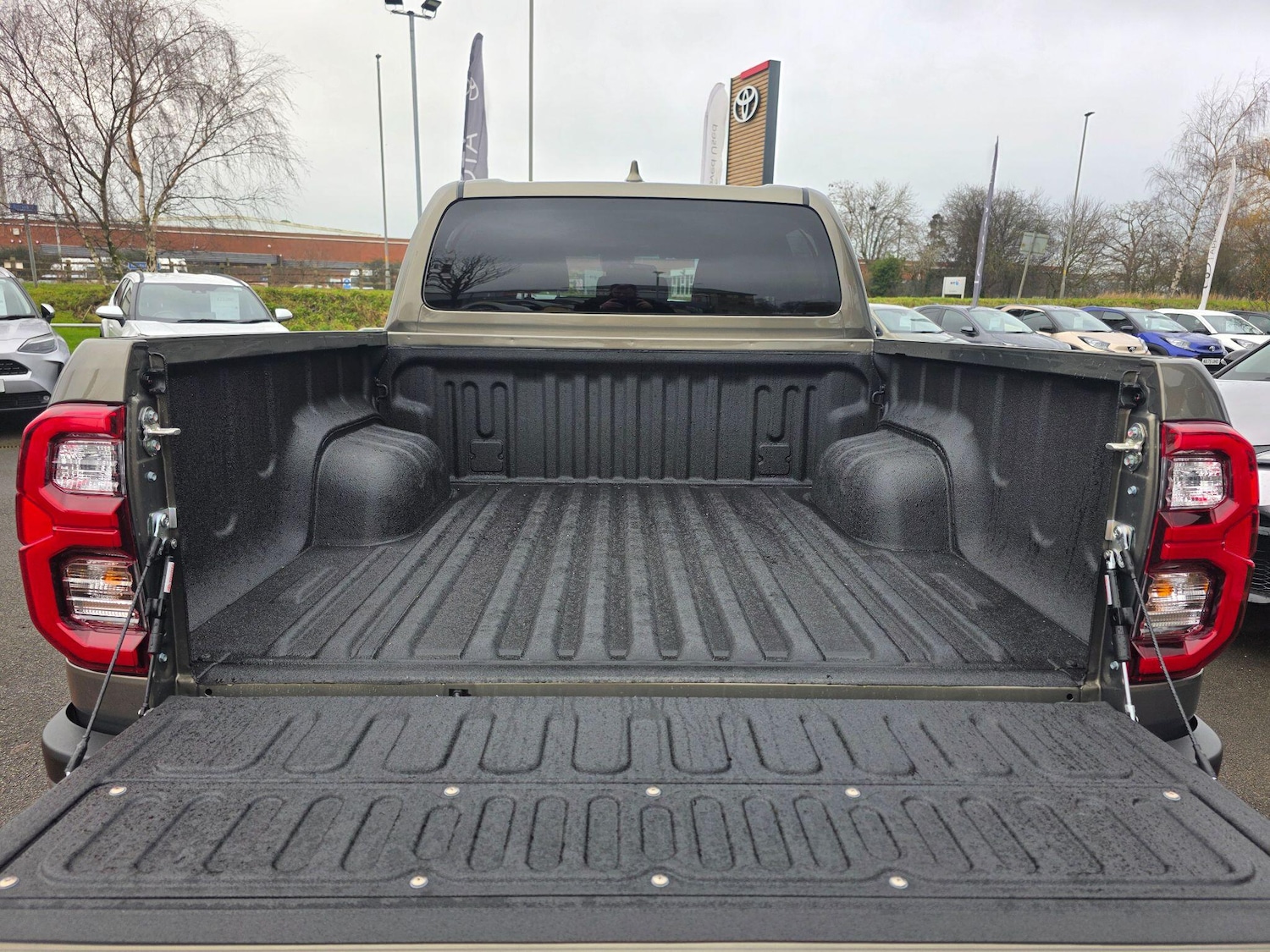 Used Toyota Hilux 2026 for sale - 77440254: Photo 16