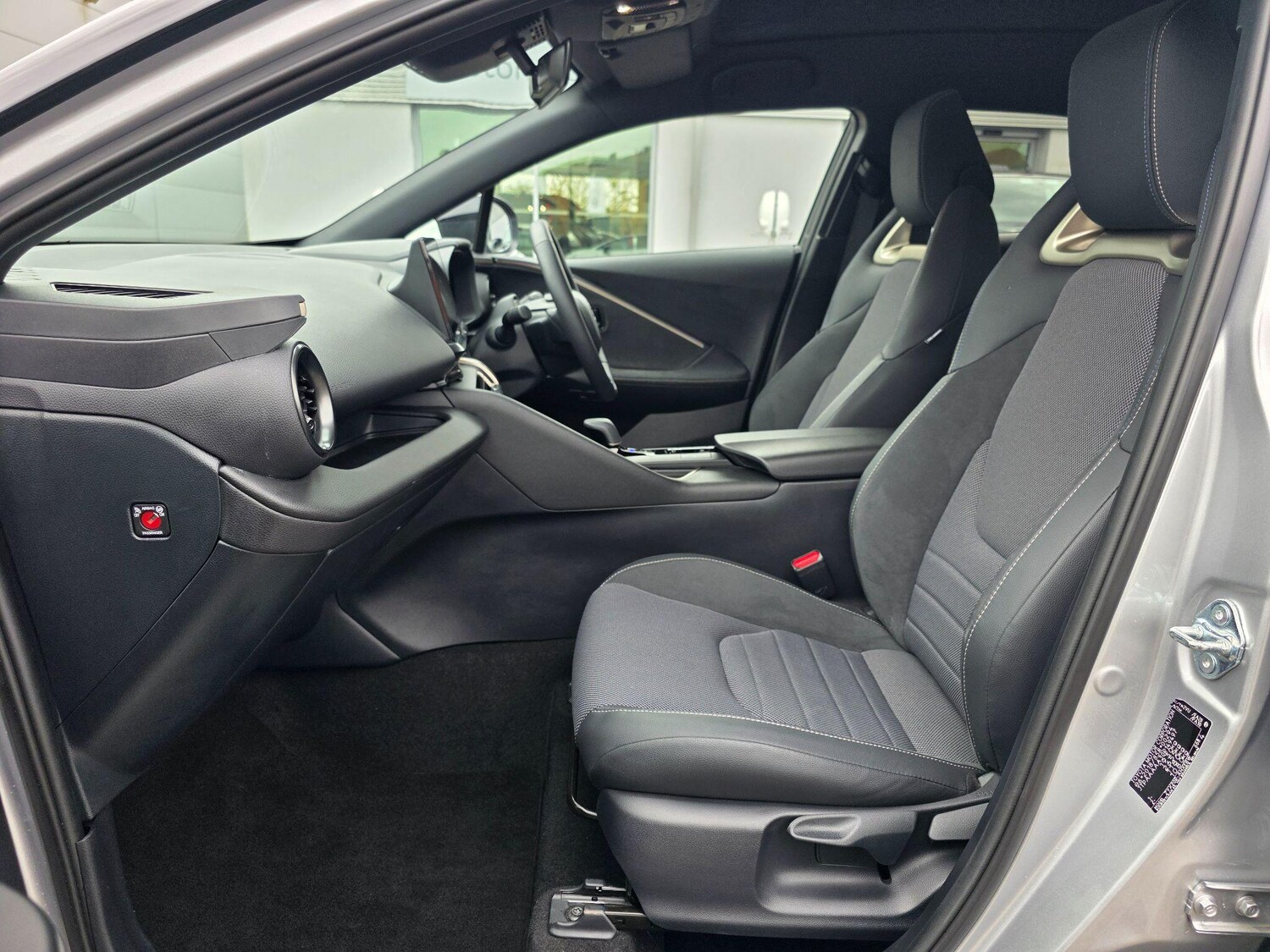 Used Toyota C-HR for sale - 78205111: Photo 12