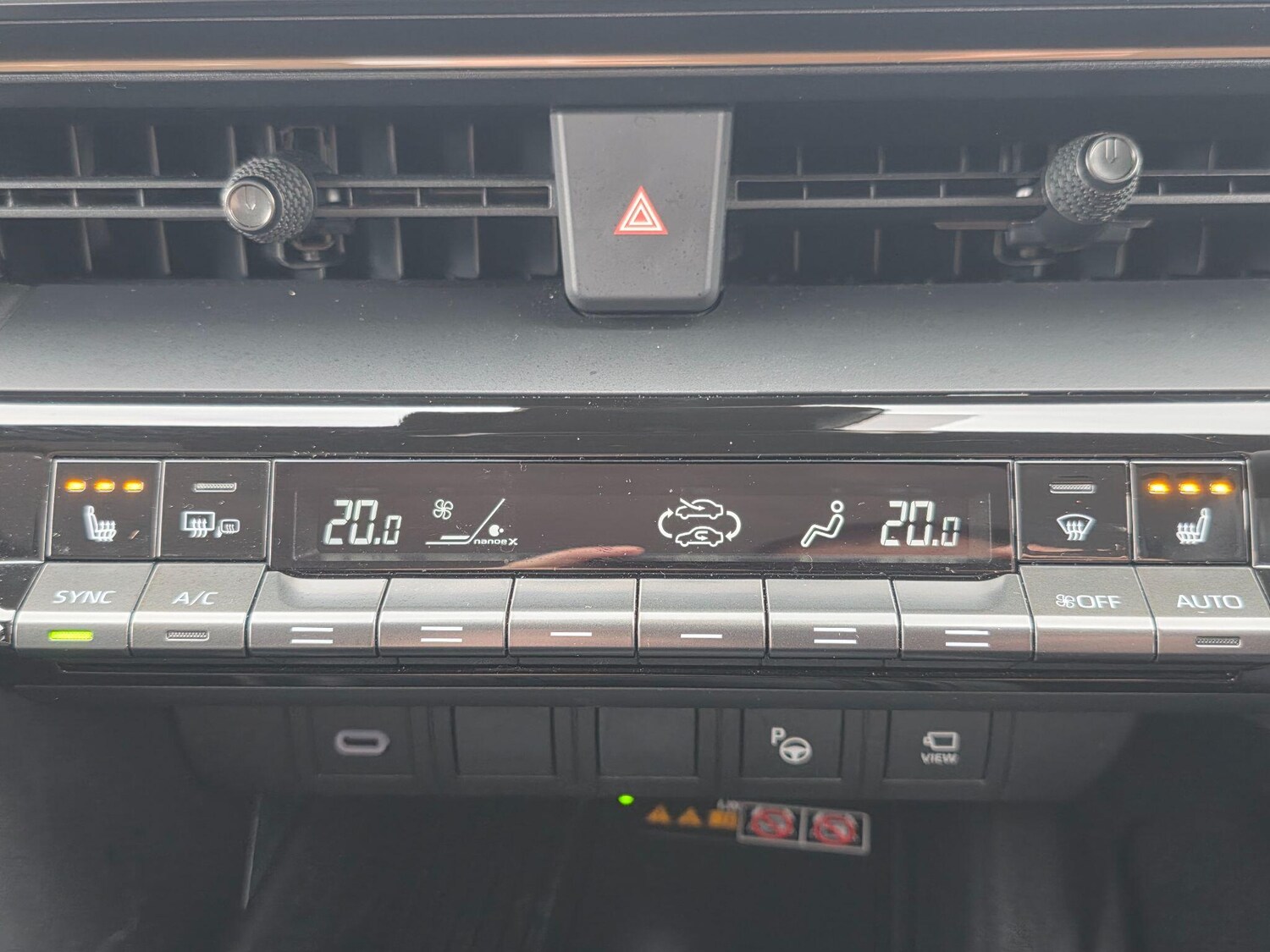 Used Toyota C-HR for sale - 78205111: Photo 23