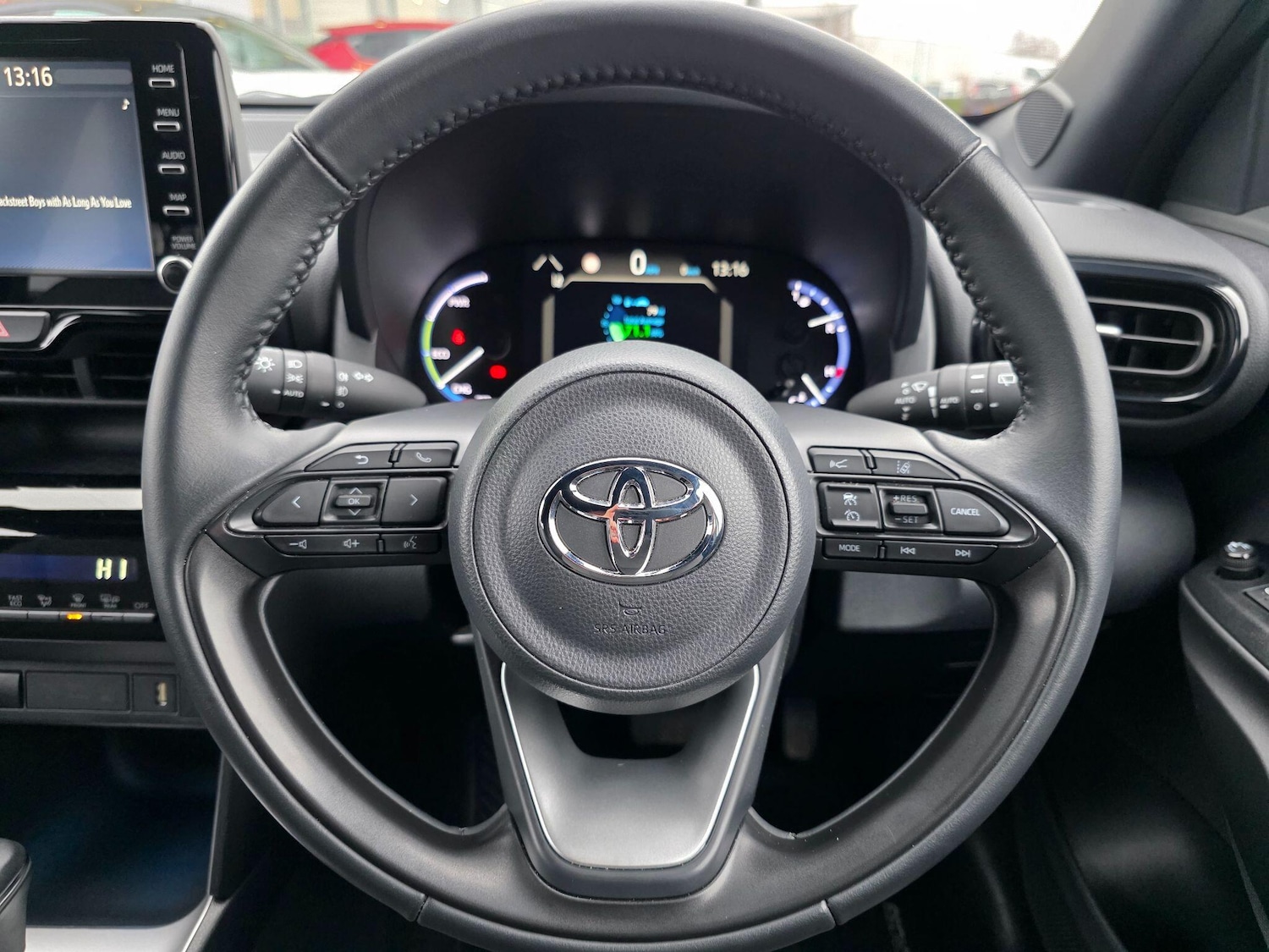 Used Toyota Yaris Cross for sale - 77290633: Photo 10