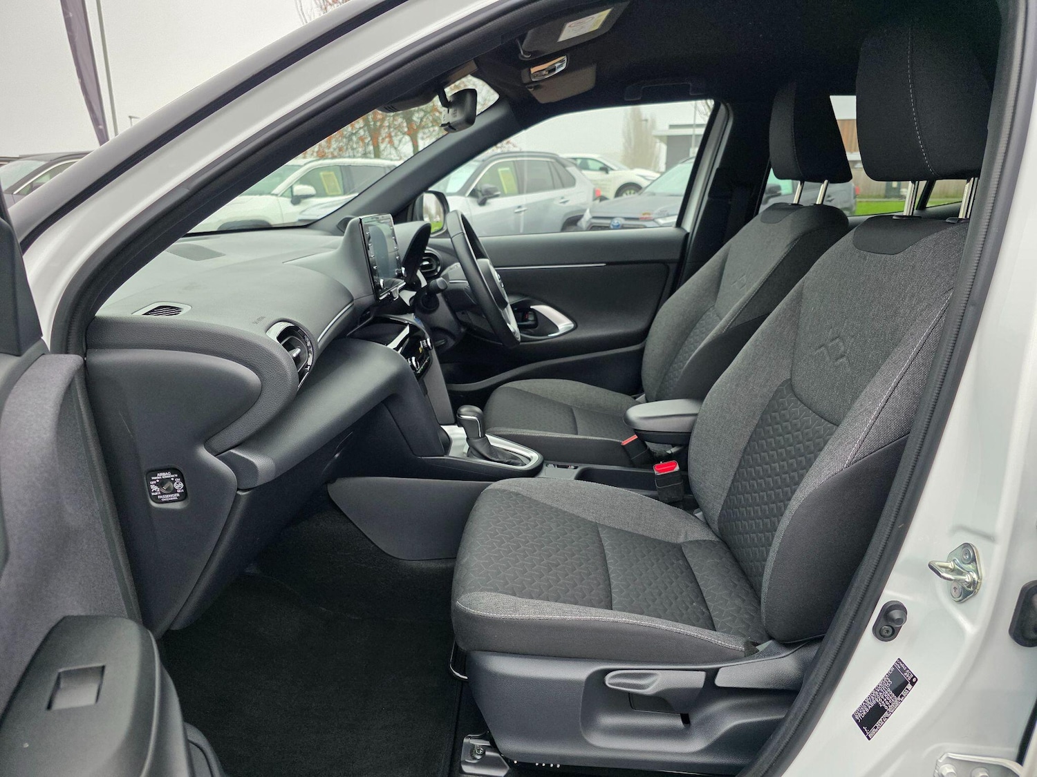 Used Toyota Yaris Cross for sale - 77290633: Photo 12