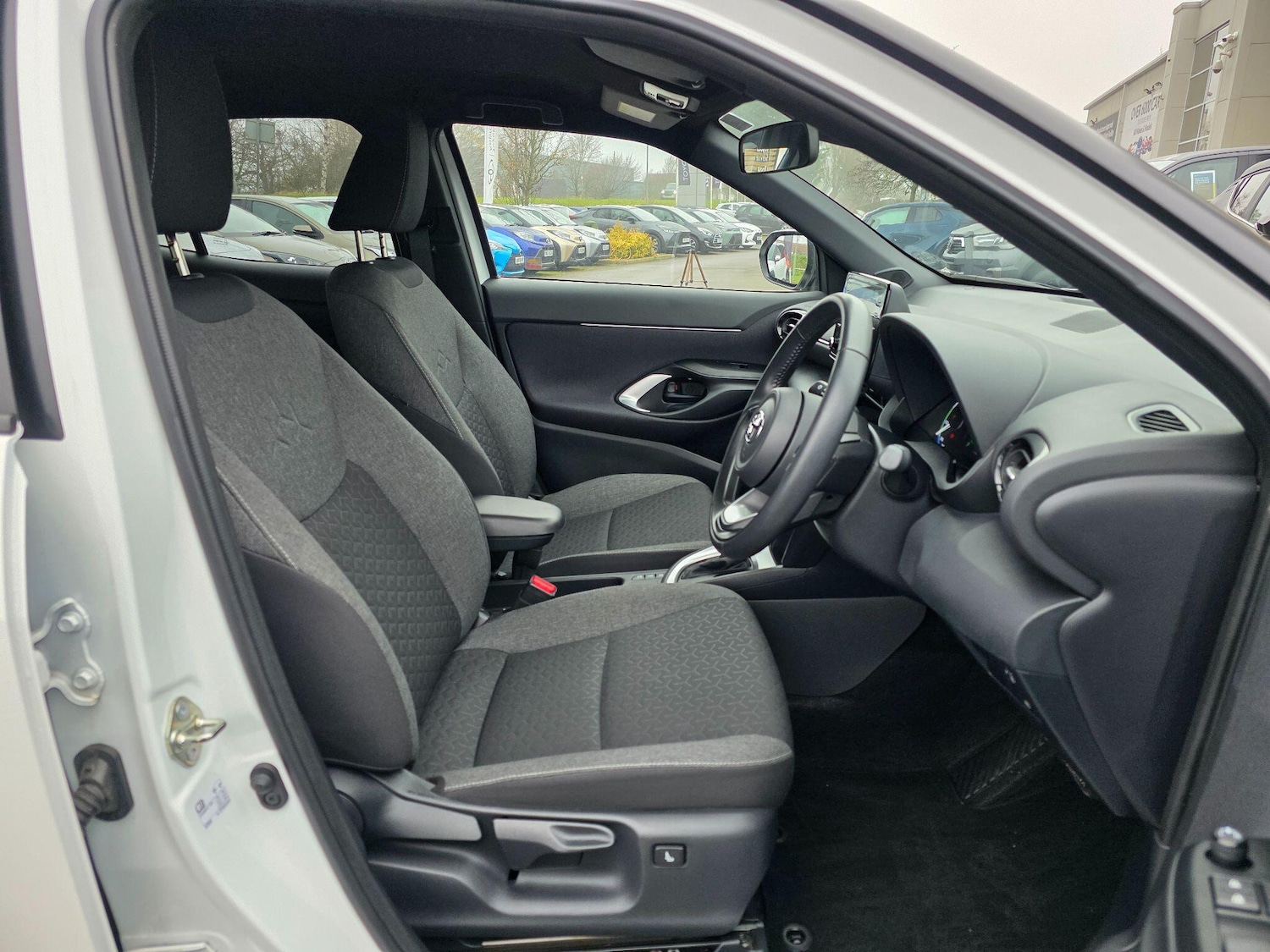 Used Toyota Yaris Cross for sale - 77290633: Photo 13