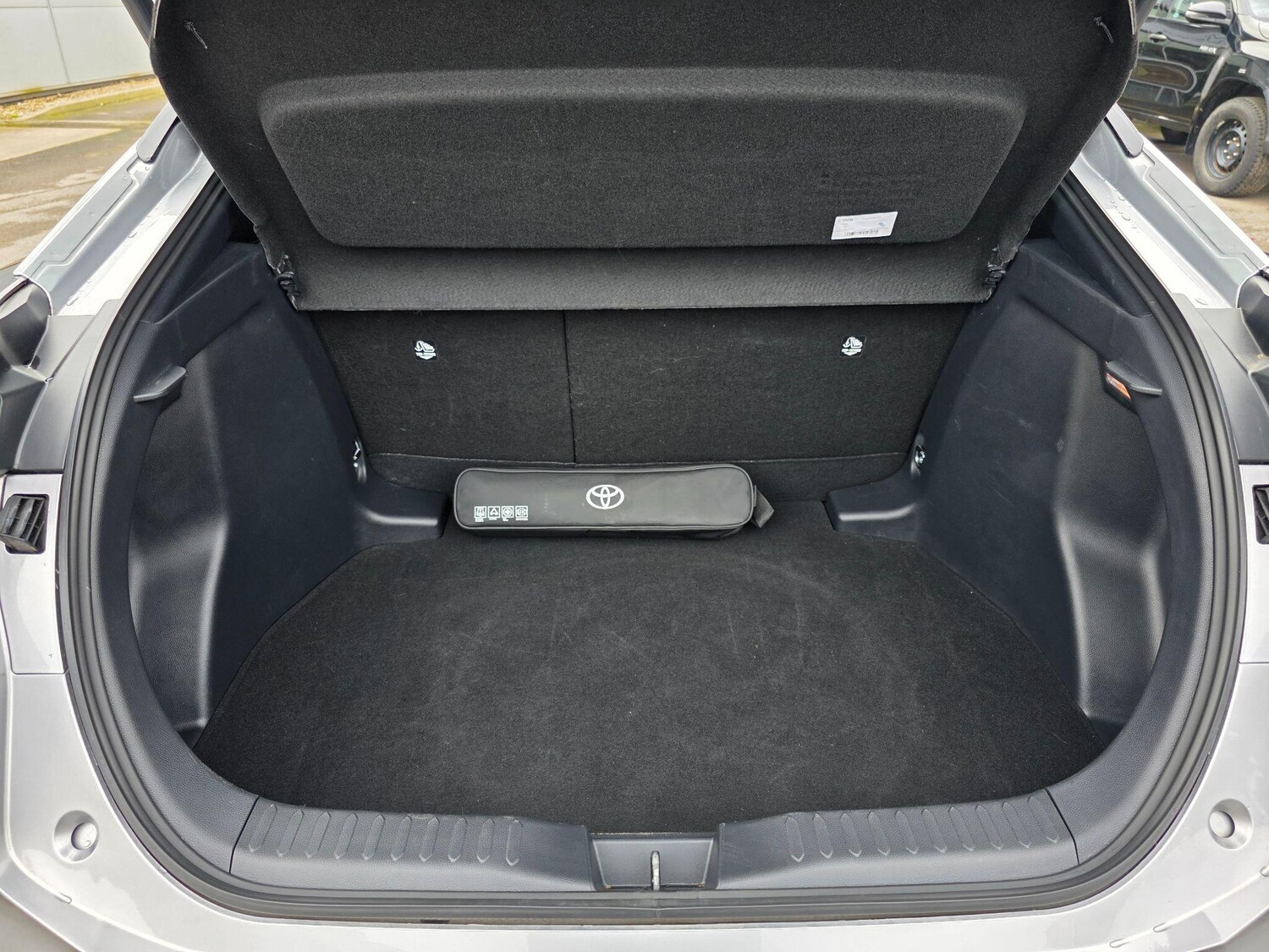 Used Toyota C-HR 2025 for sale - 77710216: Photo 16