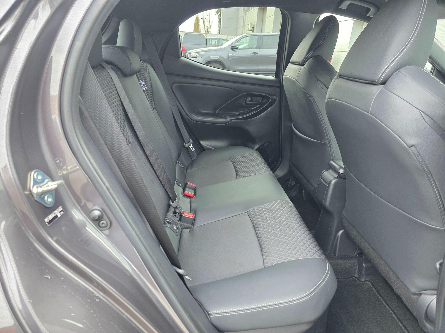 Used Toyota Yaris 2024 for sale - 77710360: Photo 15