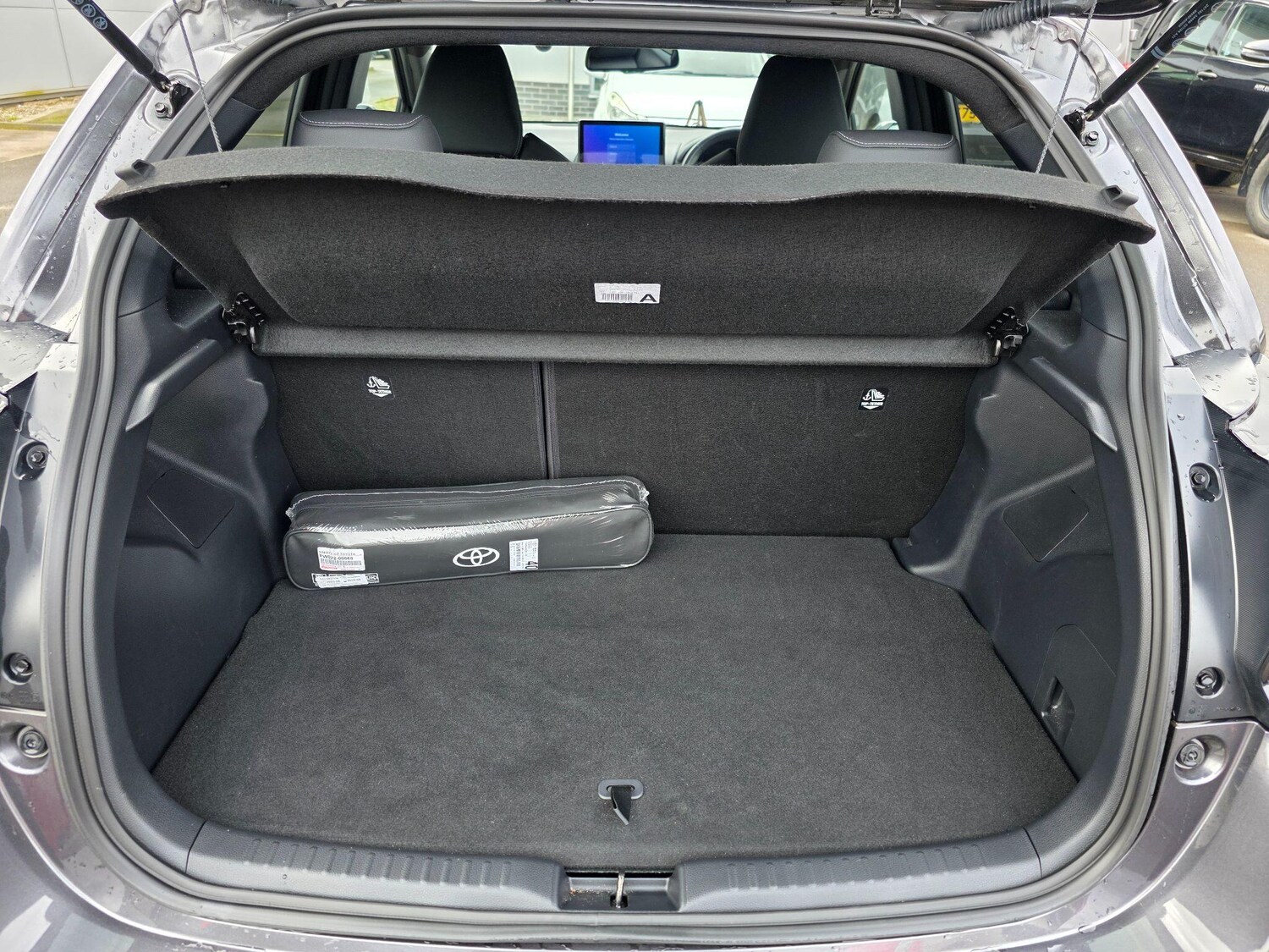 Used Toyota Yaris 2024 for sale - 77710360: Photo 16