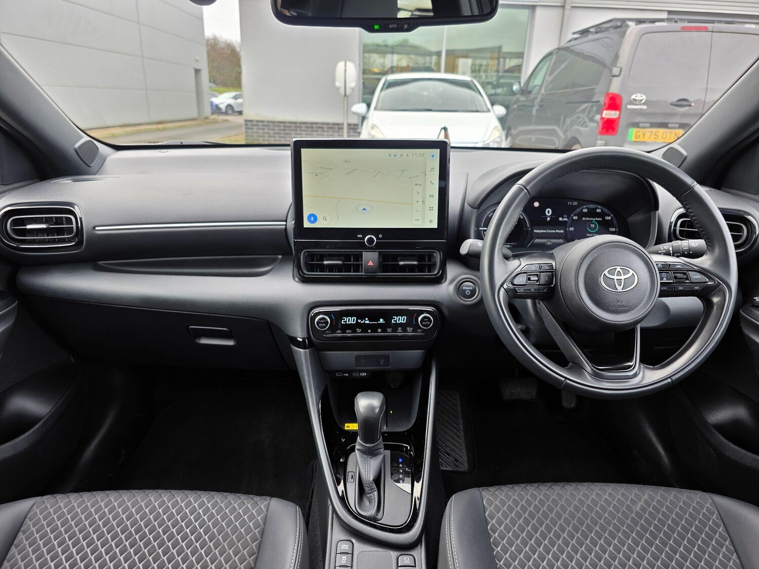 Used Toyota Yaris 2024 for sale - 77710360: Photo 7