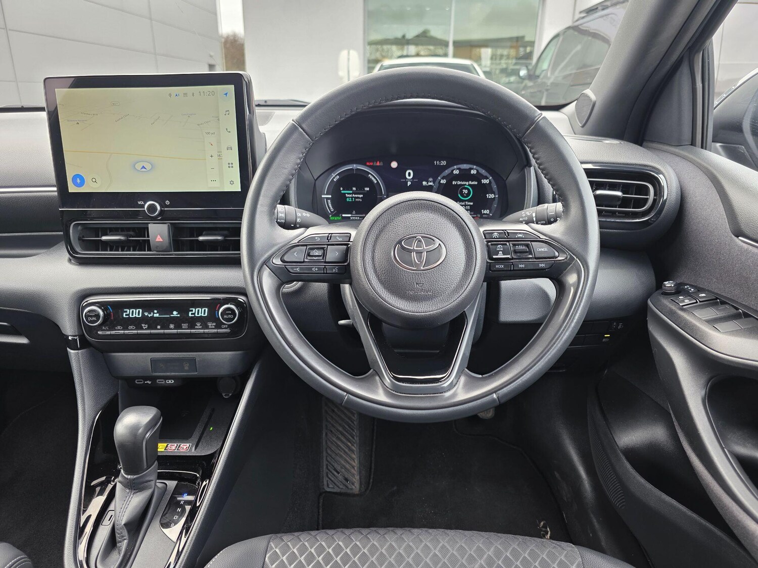 Used Toyota Yaris 2024 for sale - 77710360: Photo 8