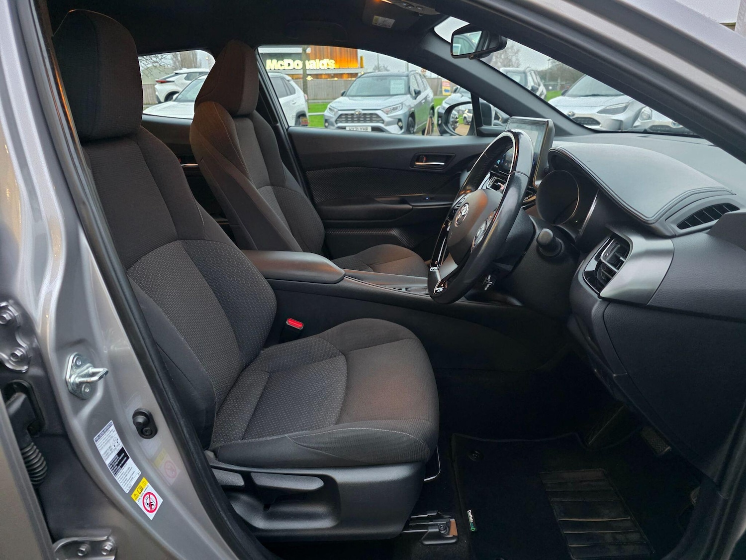 Used Toyota C-HR 2018 for sale - 77523956: Photo 13