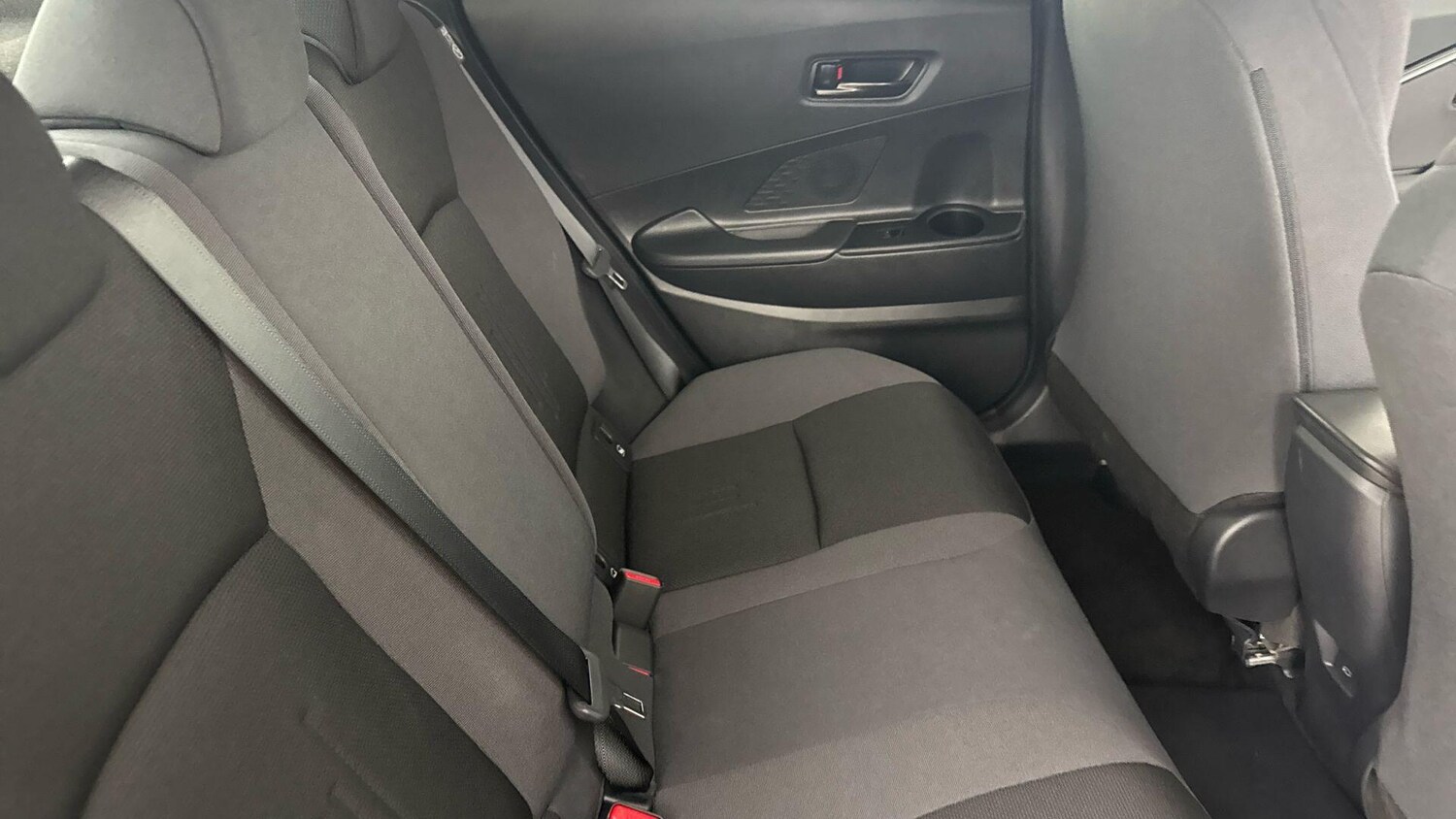 Used Toyota C-HR 2024 for sale - 77710430: Photo 15