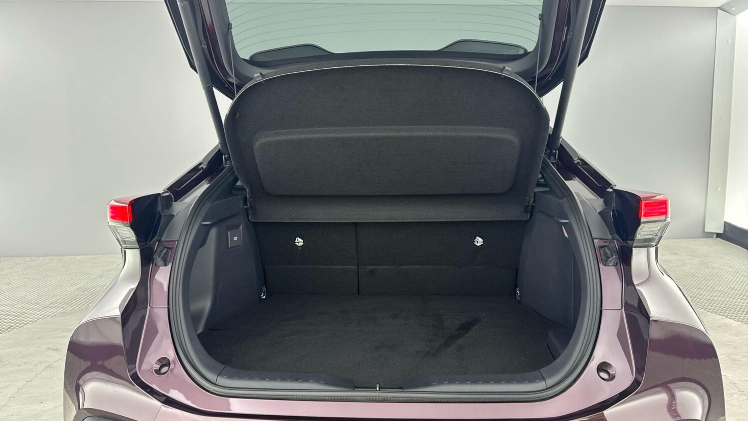 Used Toyota C-HR 2024 for sale - 77710430: Photo 16