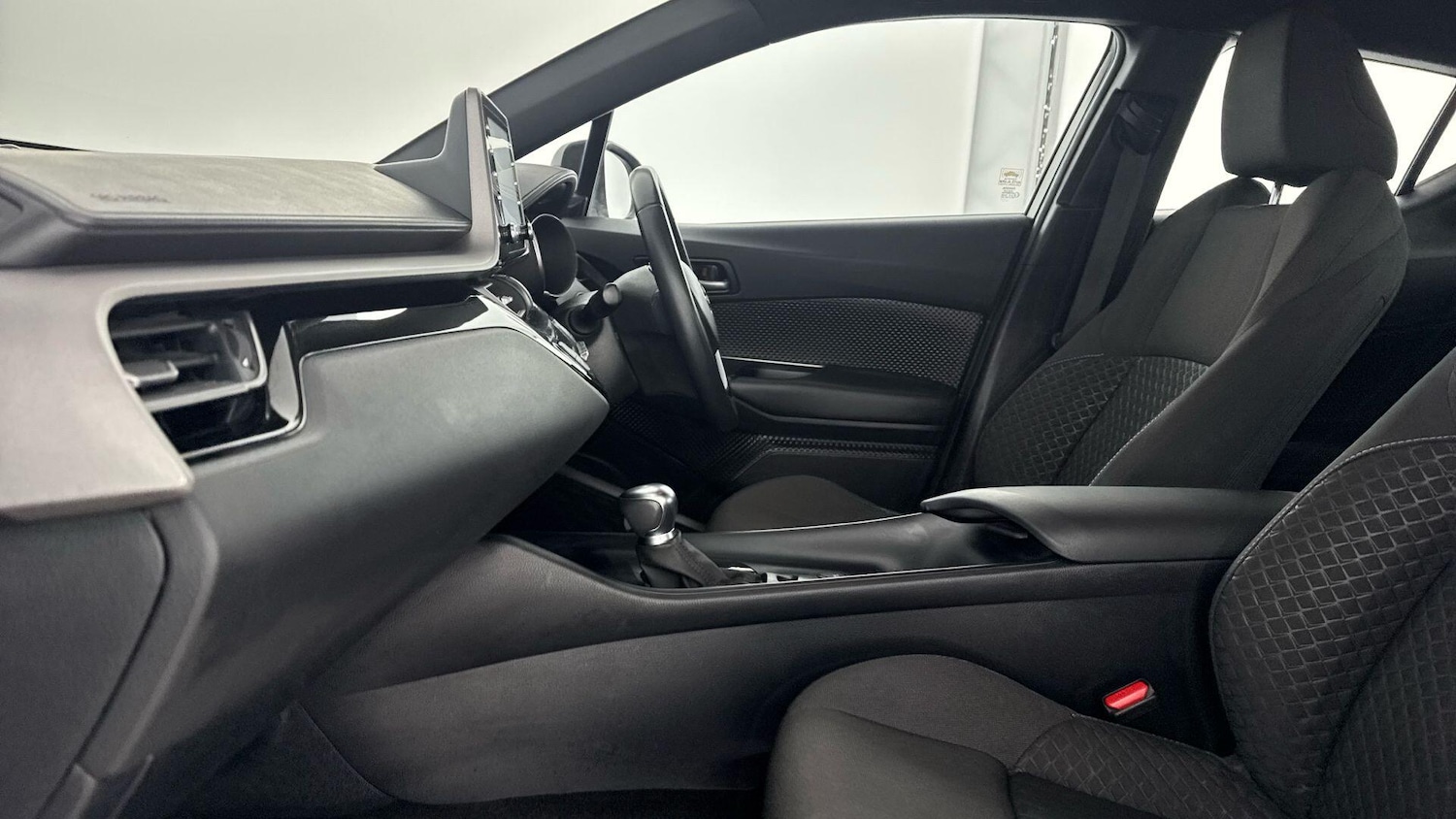 Used Toyota C-HR 2022 for sale - 77710251: Photo 12