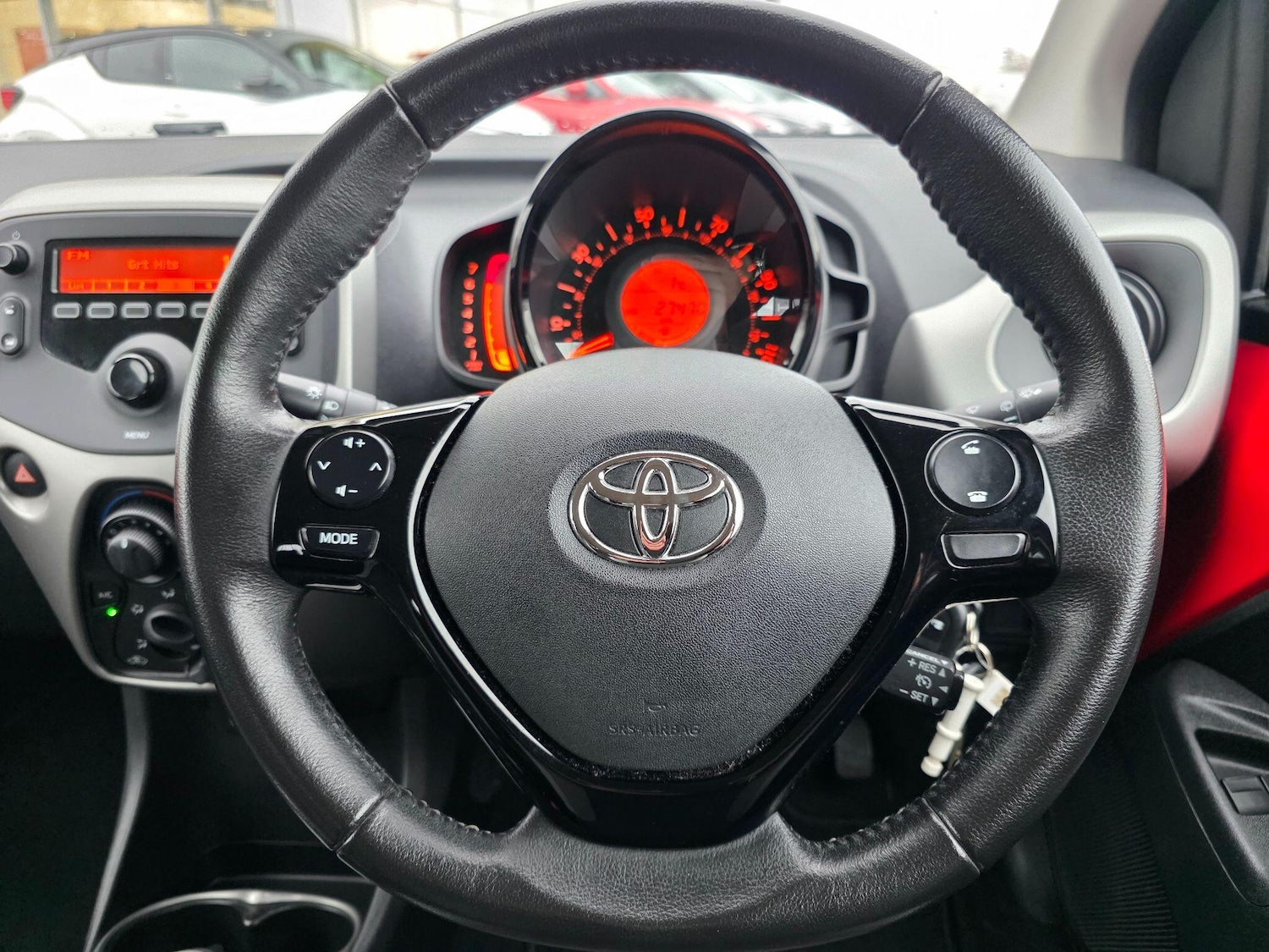 Used Toyota AYGO 2018 for sale - 77144625: Photo 10
