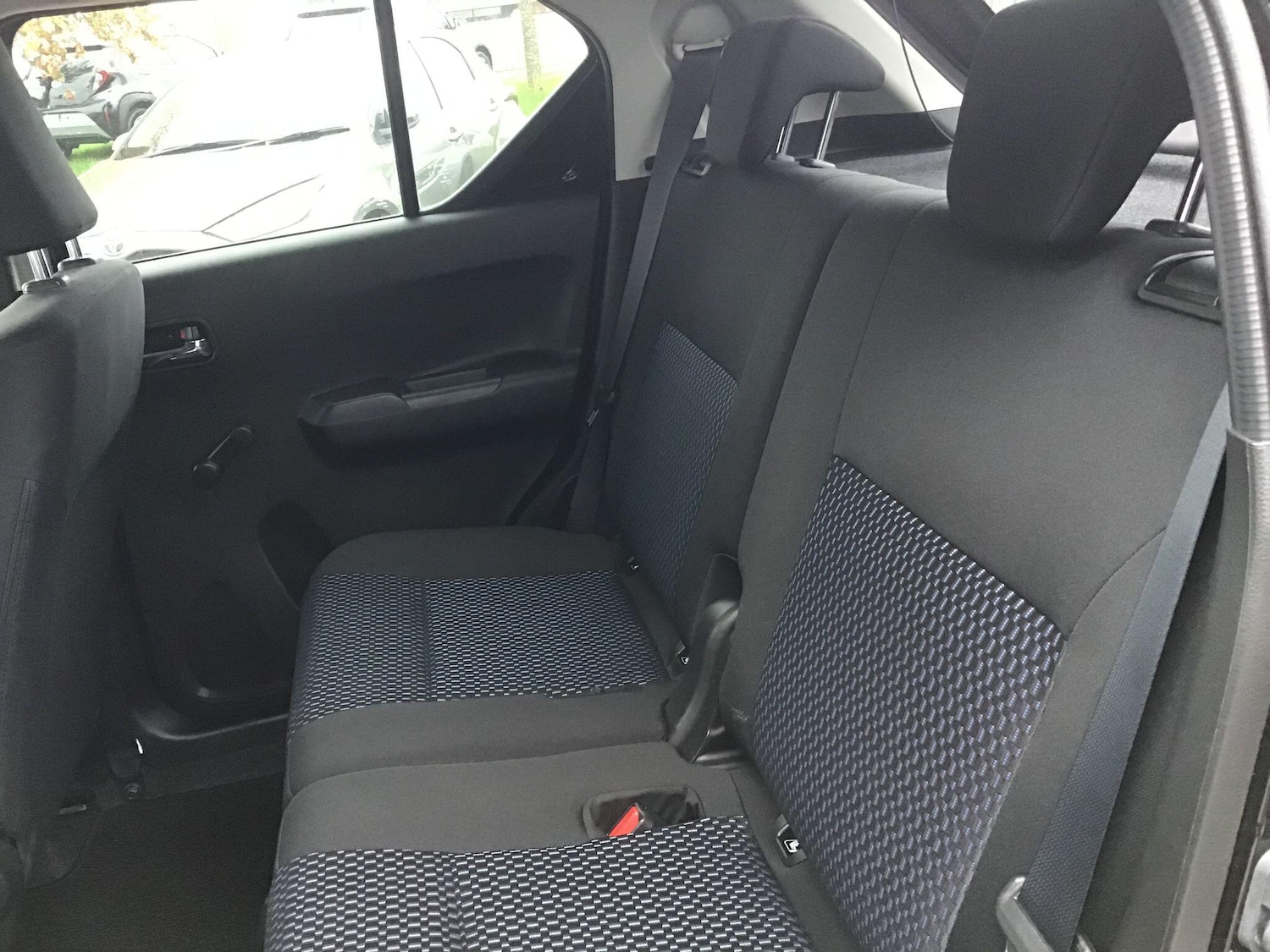 Used Suzuki Ignis 2023 for sale - 76865144: Photo 11