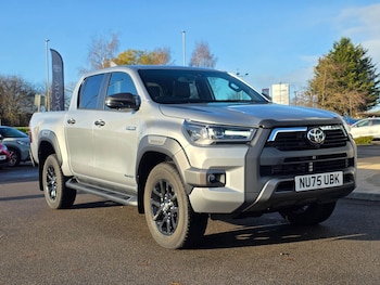 Used Toyota Hilux 2025 for sale - 76701254: Photo