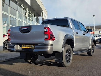 Used Toyota Hilux 2025 for sale - 76701254: Photo