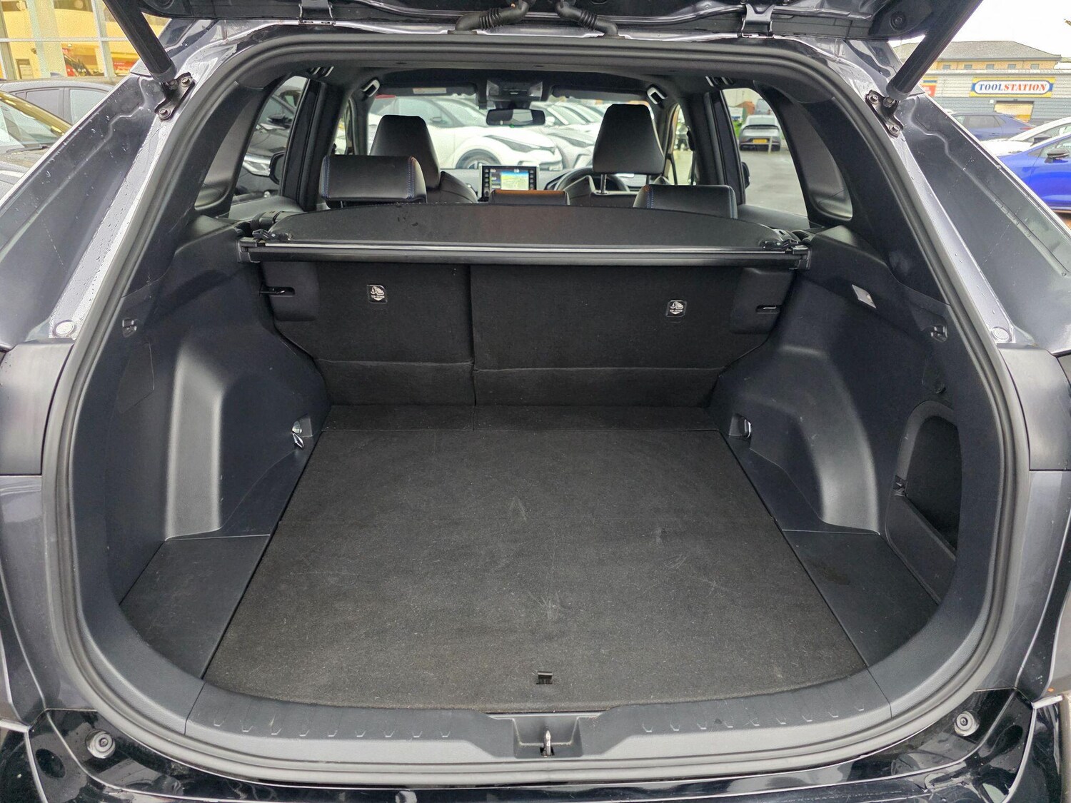 Used Toyota RAV4 2021 for sale - 76592770: Photo 16