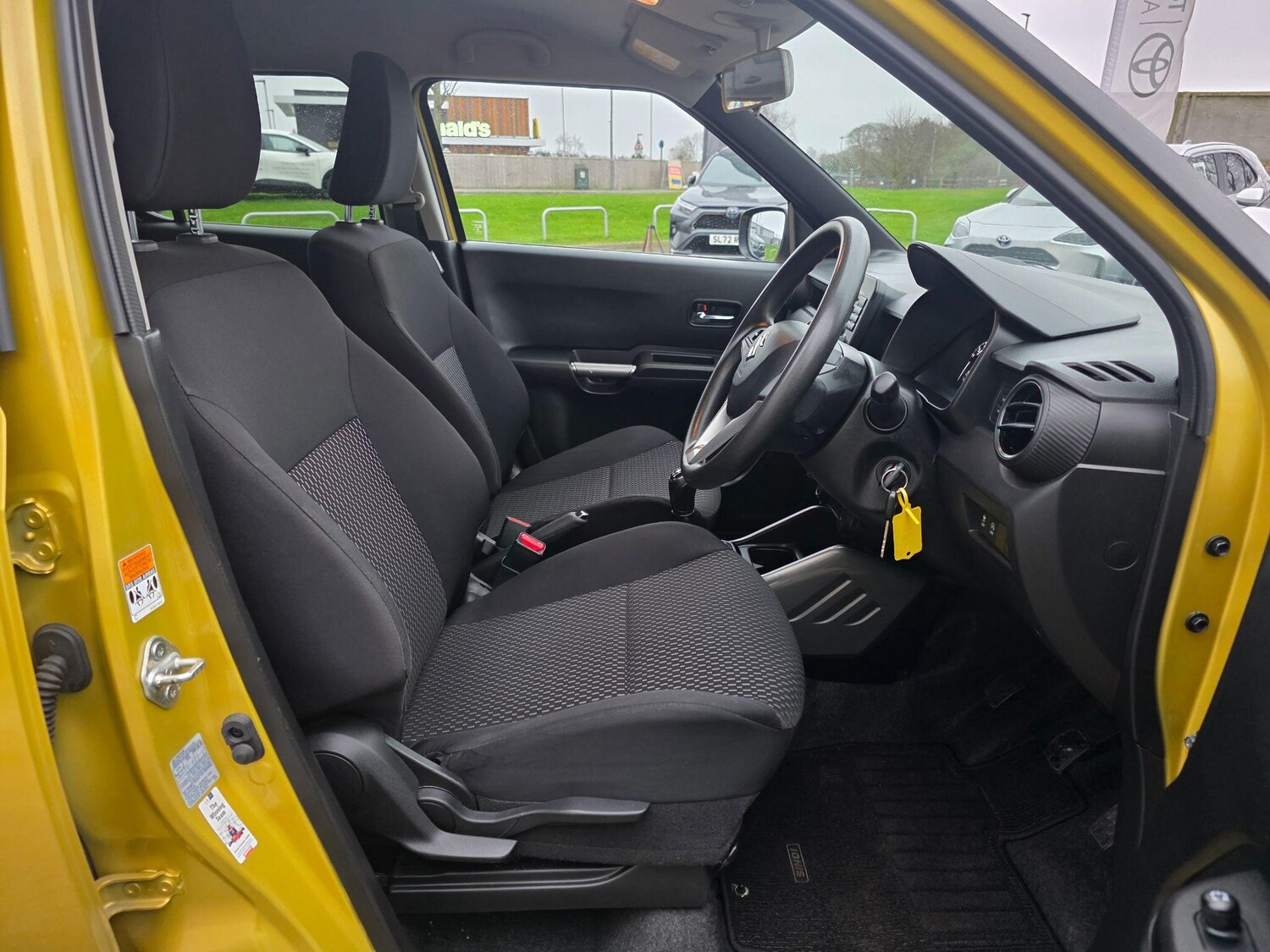 Used Suzuki Ignis for sale - 77575112: Photo 11