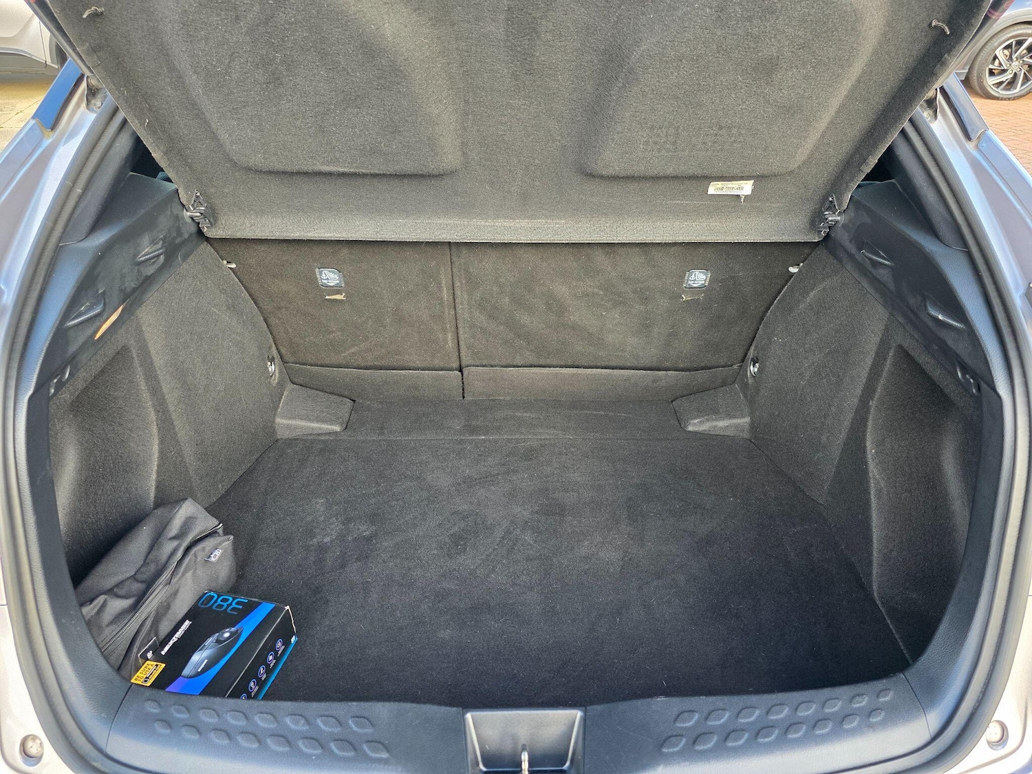 Used Toyota C-HR 2022 for sale - 77144077: Photo 16