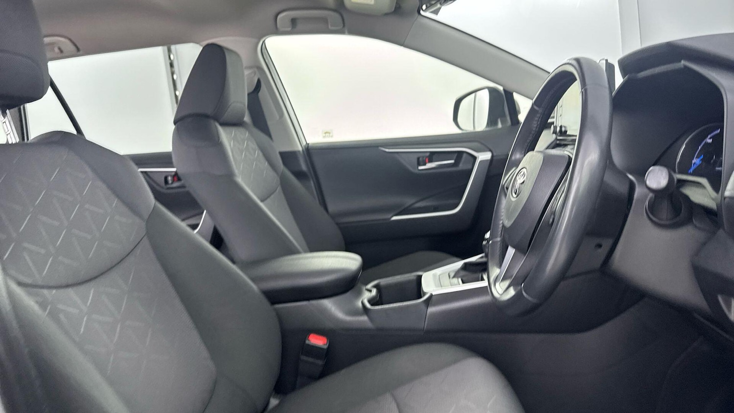 Used Toyota RAV4 2022 for sale - 77710255: Photo 13