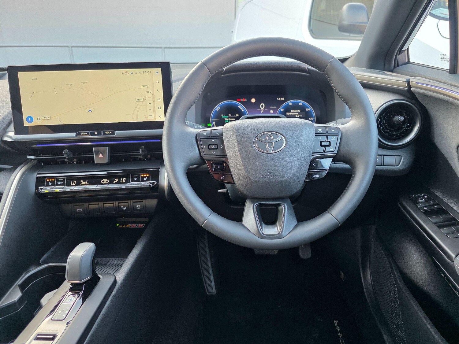 Used Toyota C-HR 2025 for sale - 77978084: Photo 8