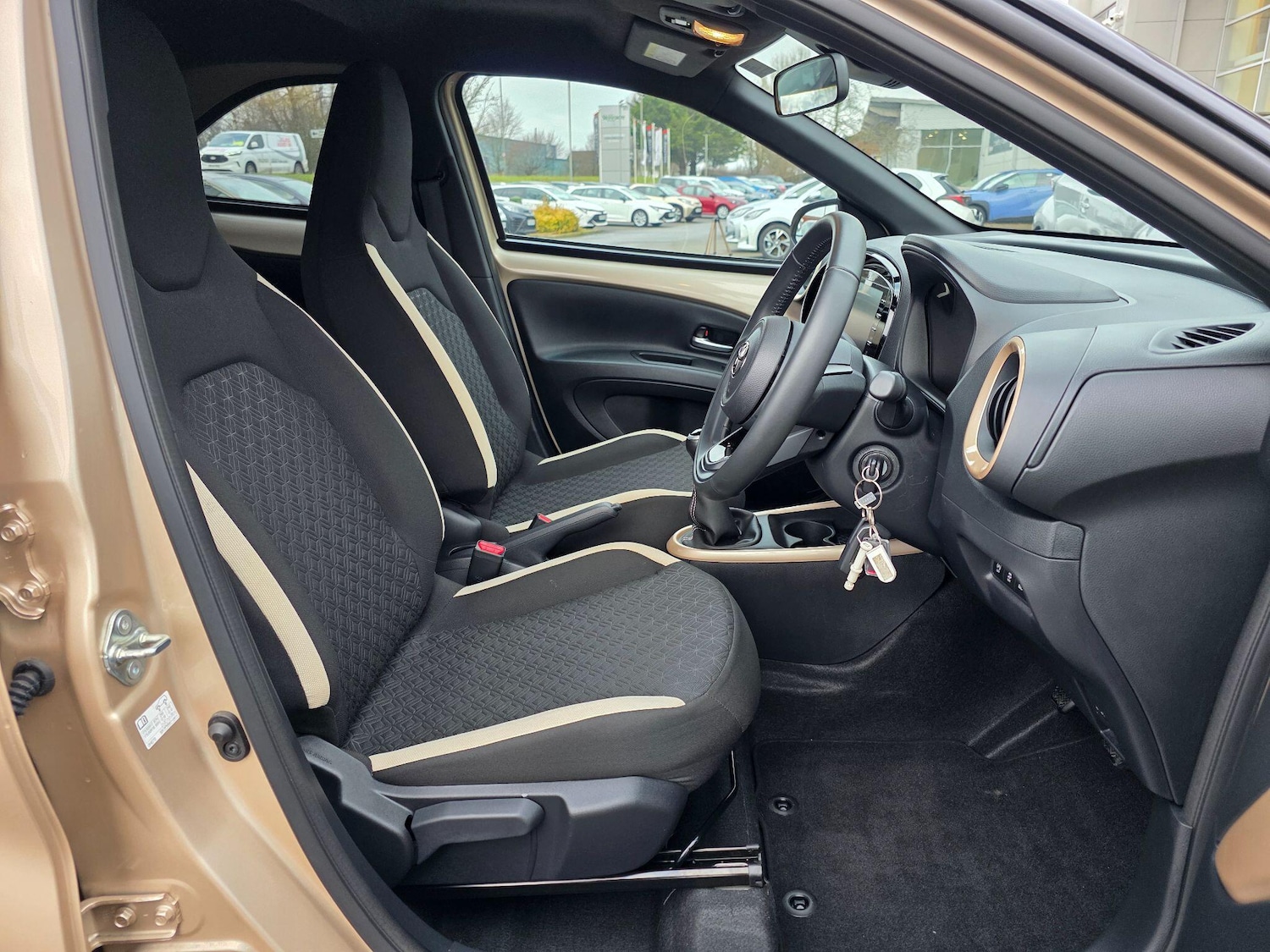 Used Toyota Aygo X 2023 for sale - 77440042: Photo 13