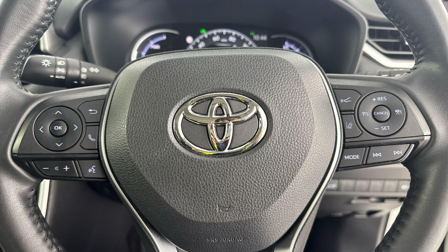 Used Toyota RAV4 2022 for sale - 76865671: Photo 10