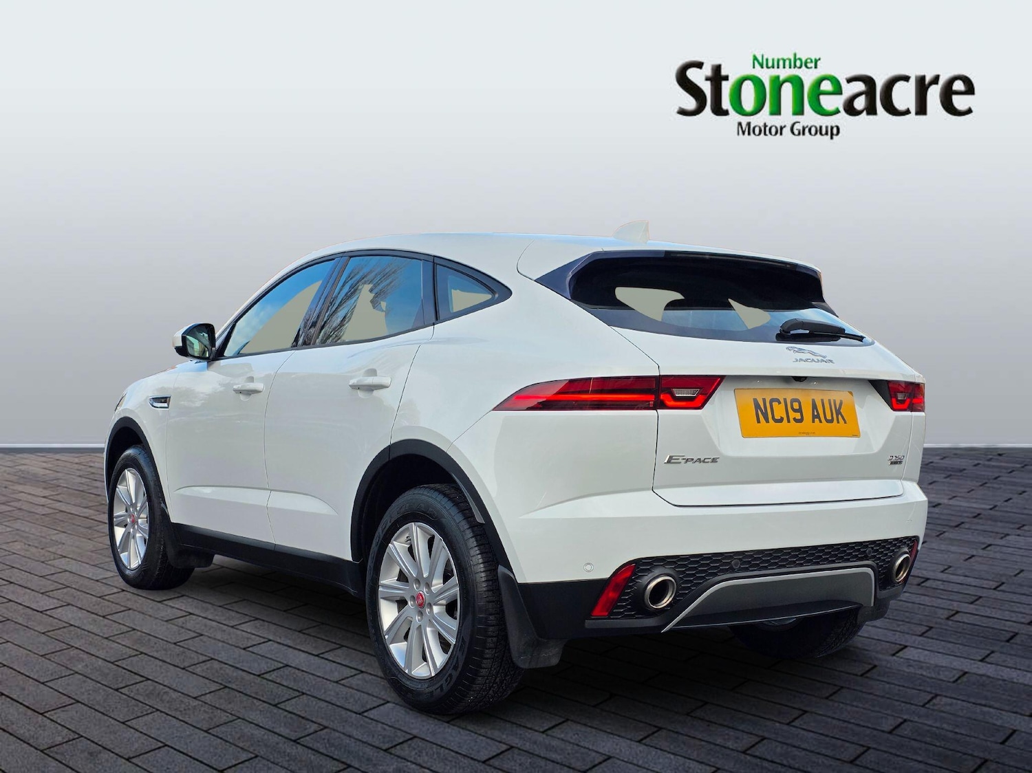 Used Jaguar E-Pace 2019 for sale - 76975559: Photo 4