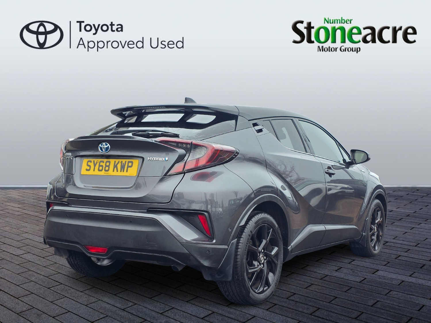 Used Toyota C-HR 2018 for sale - 77029683: Photo 2