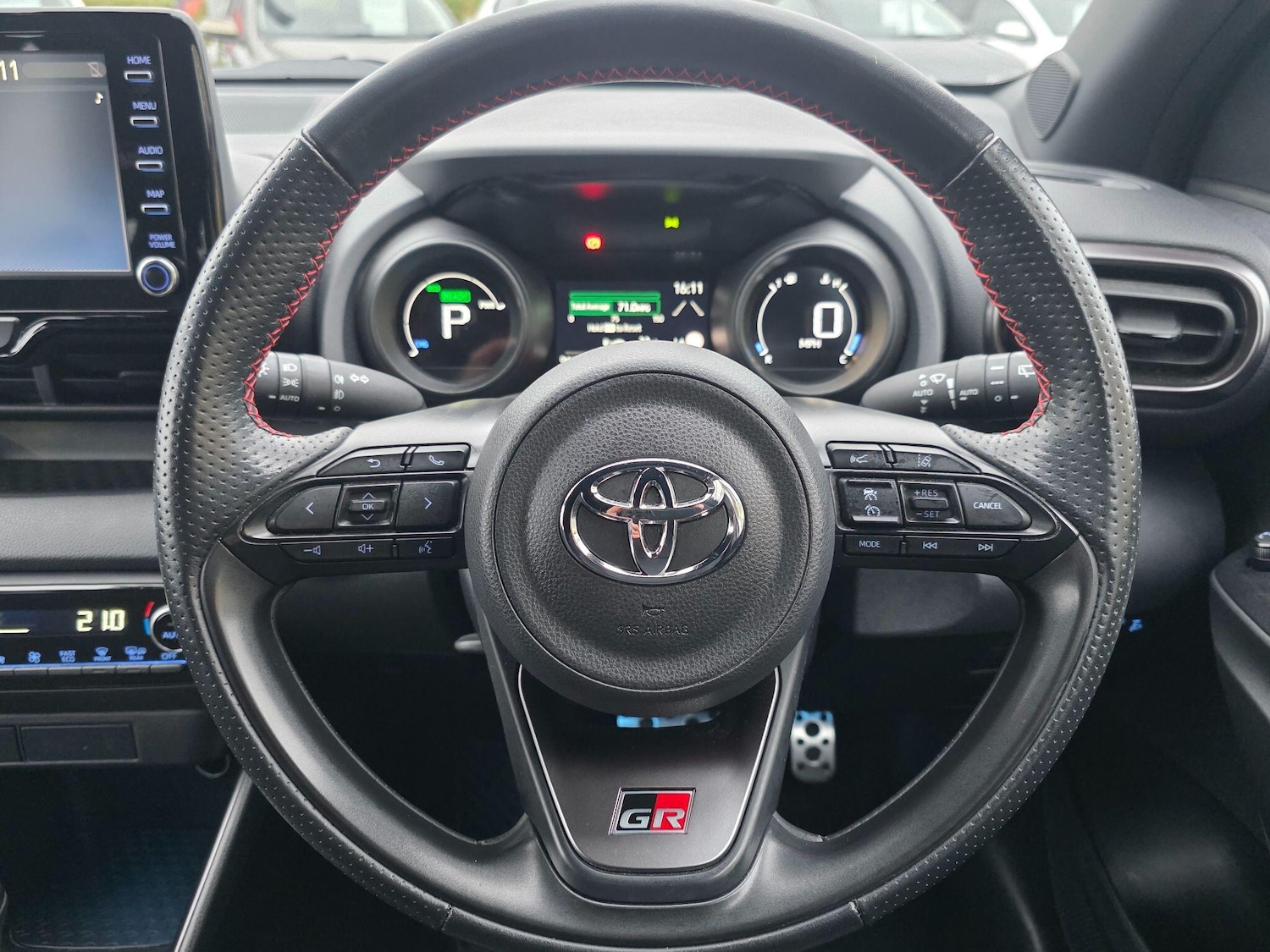 Used Toyota Yaris for sale - 77658125: Photo 10