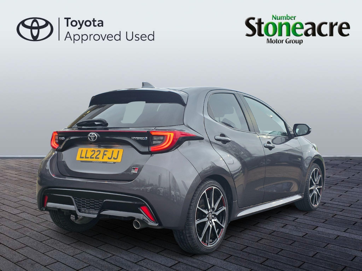 Used Toyota Yaris for sale - 77658125: Photo 2