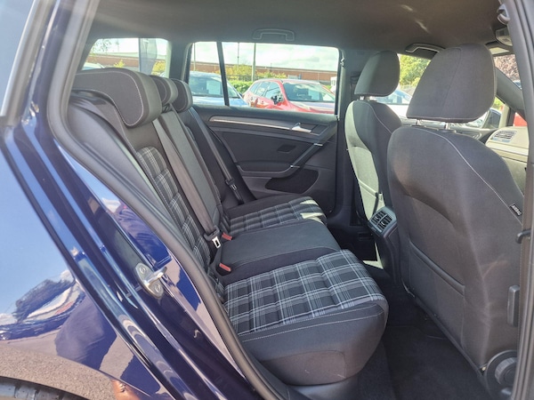 Used Volkswagen Golf 2018 for sale - 76059647: Photo 13