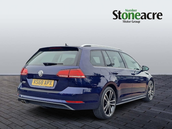 Used Volkswagen Golf 2018 for sale - 76059647: Photo 2