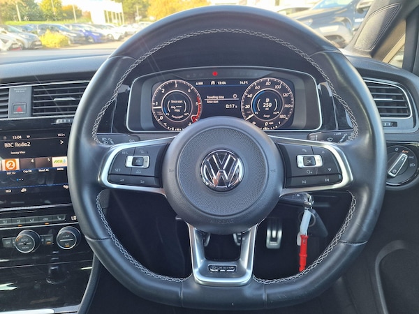 Used Volkswagen Golf 2018 for sale - 76059647: Photo 8