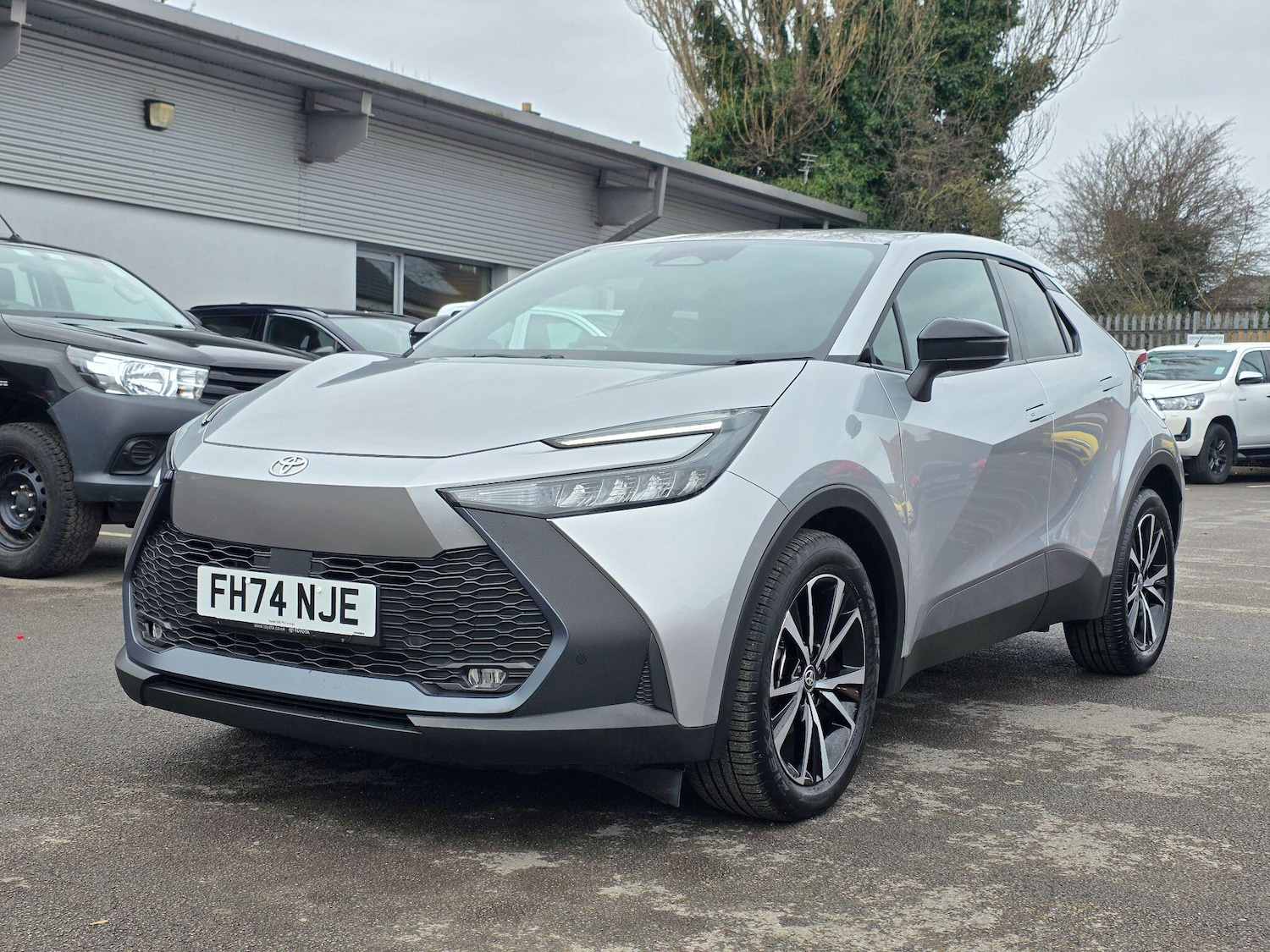 Used Toyota C-HR 2025 for sale - 77710245: Photo 5