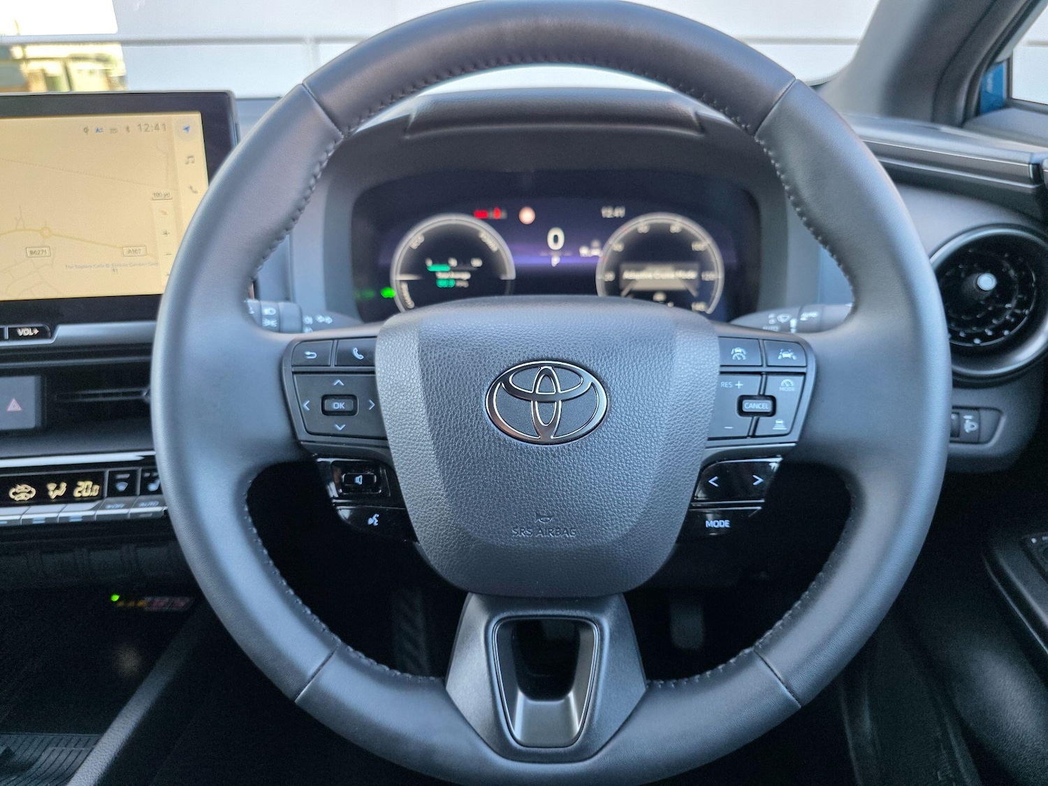 Used Toyota C-HR 2025 for sale - 77612599: Photo 10