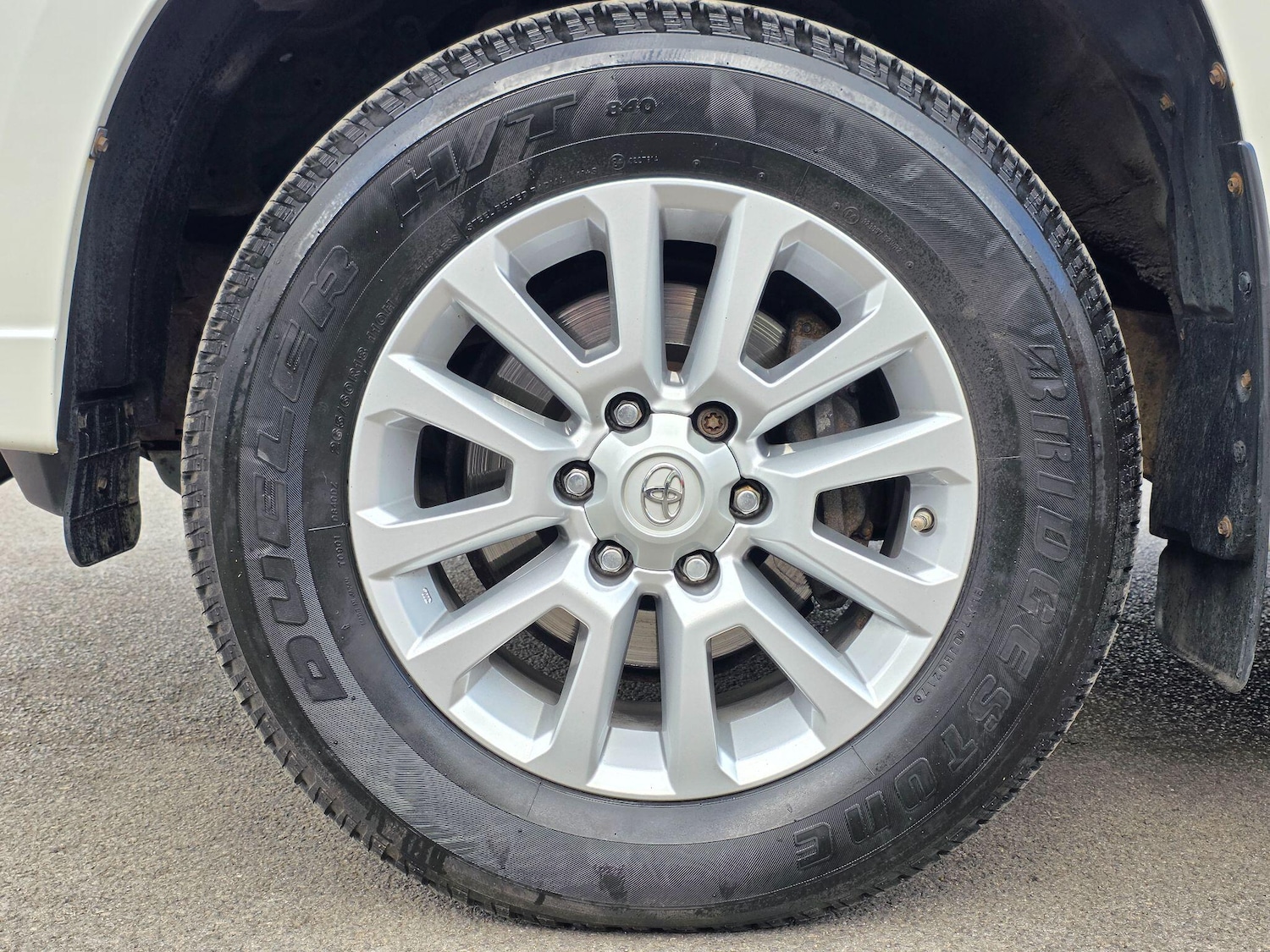 Used Toyota Land Cruiser 2017 for sale - 78127302: Photo 24