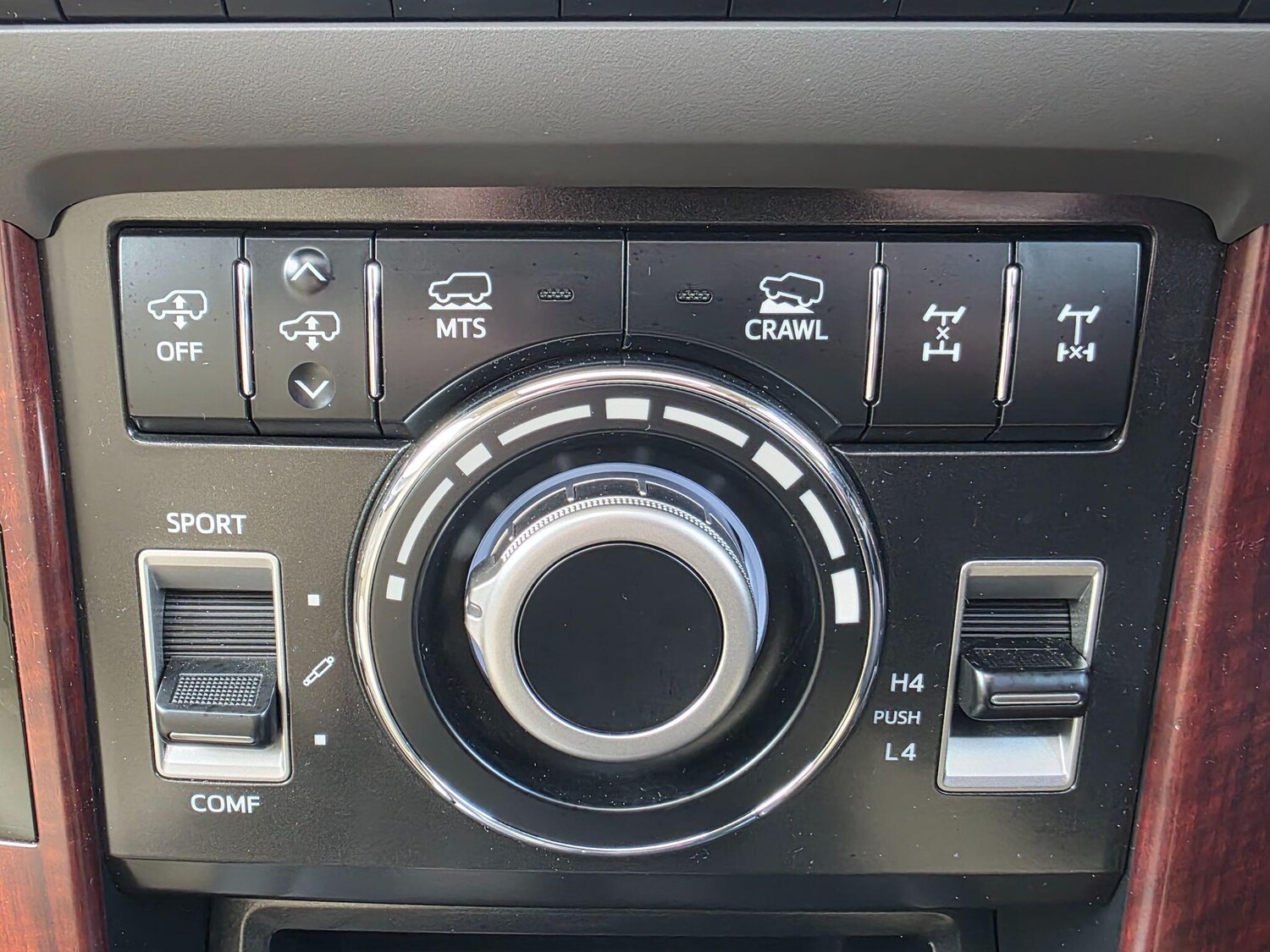 Used Toyota Land Cruiser 2017 for sale - 78127302: Photo 33