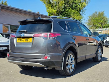 Used Toyota RAV4 2017 for sale - 78388034: Photo