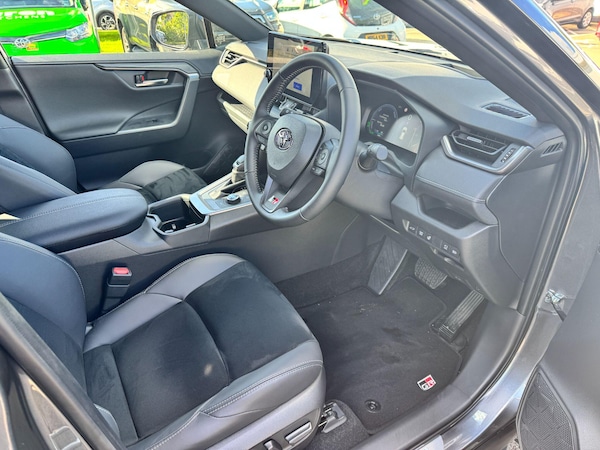 Used Toyota RAV4 2025 for sale - 76020912: Photo 15